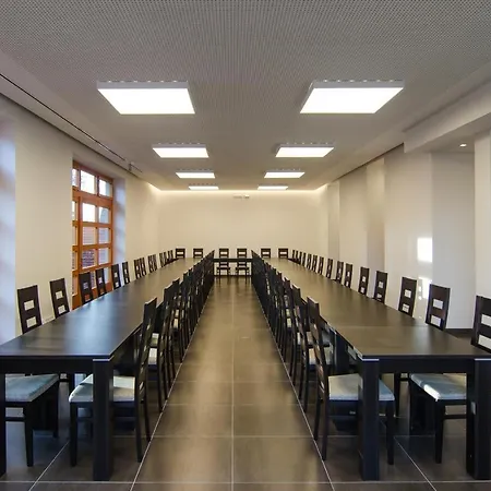 štiřínská Stodola U Prahy *