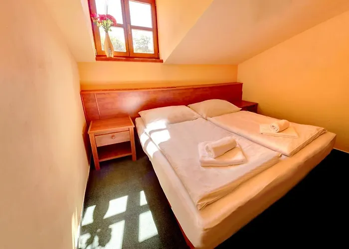 štiřínská Stodola U Prahy * Kamenice (Prague-East)